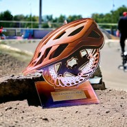 Akrylátová trofej AWF M29 | Cyklistika